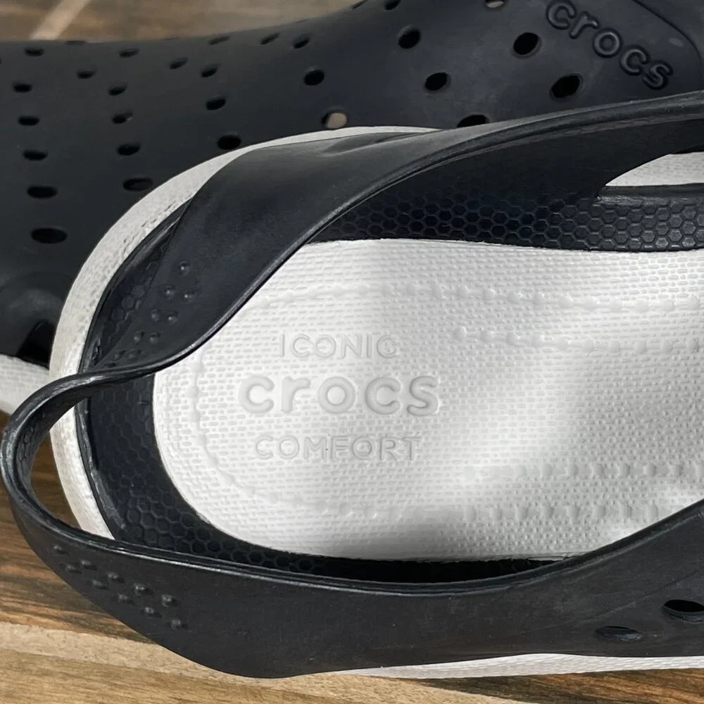 CROCS Swiftwater Wave Shoes Mens Size 7 Black Gray Slip On Water Sandals